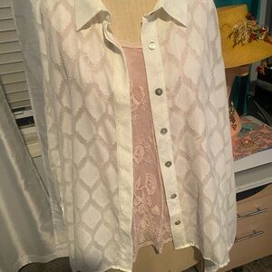 2pc Oversized shirt burnout, diamond pattern, 3 quarter sleeves,+pink  tank 🌸